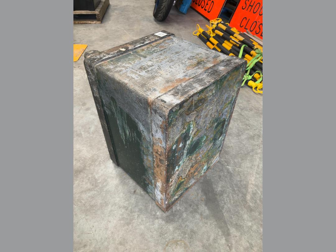 Photo '3' of Impregnable Security Safe Photo '3' of Impregnable Security Safe