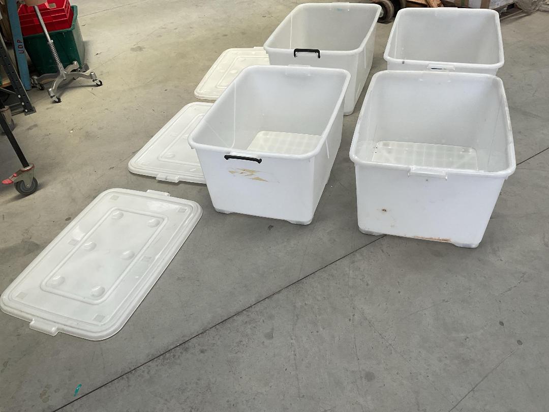 Photo '5' of 4x White Coloured Storage Containers Photo '5' of 4x White Coloured Storage Containers