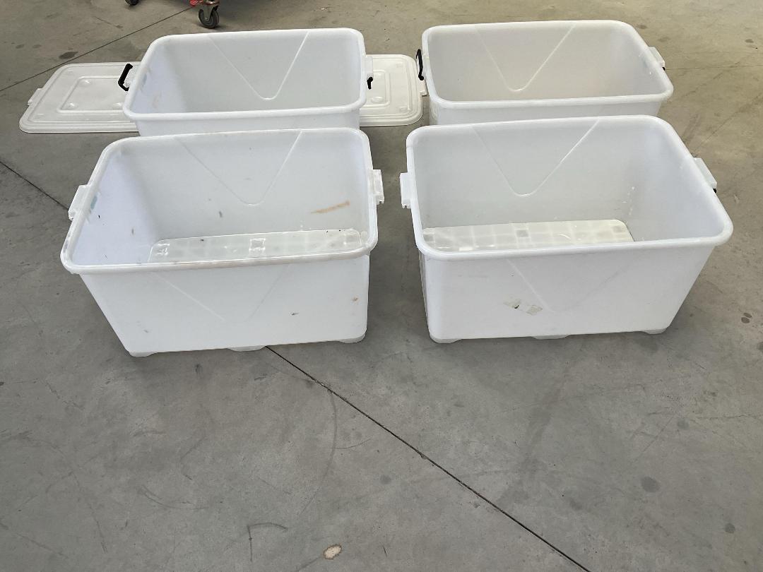 Photo '7' of 4x White Coloured Storage Containers Photo '7' of 4x White Coloured Storage Containers