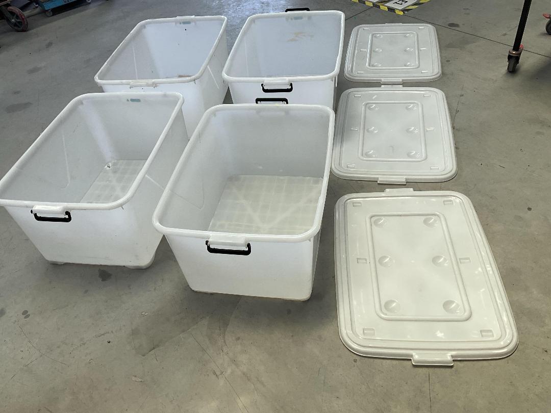 Photo '8' of 4x White Coloured Storage Containers Photo '8' of 4x White Coloured Storage Containers
