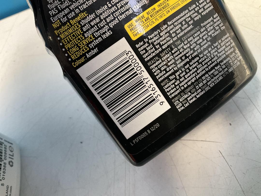 Photo '13' of Miscellaneous Garage Items - Engine Degreaser, Super Resin Polish Etc