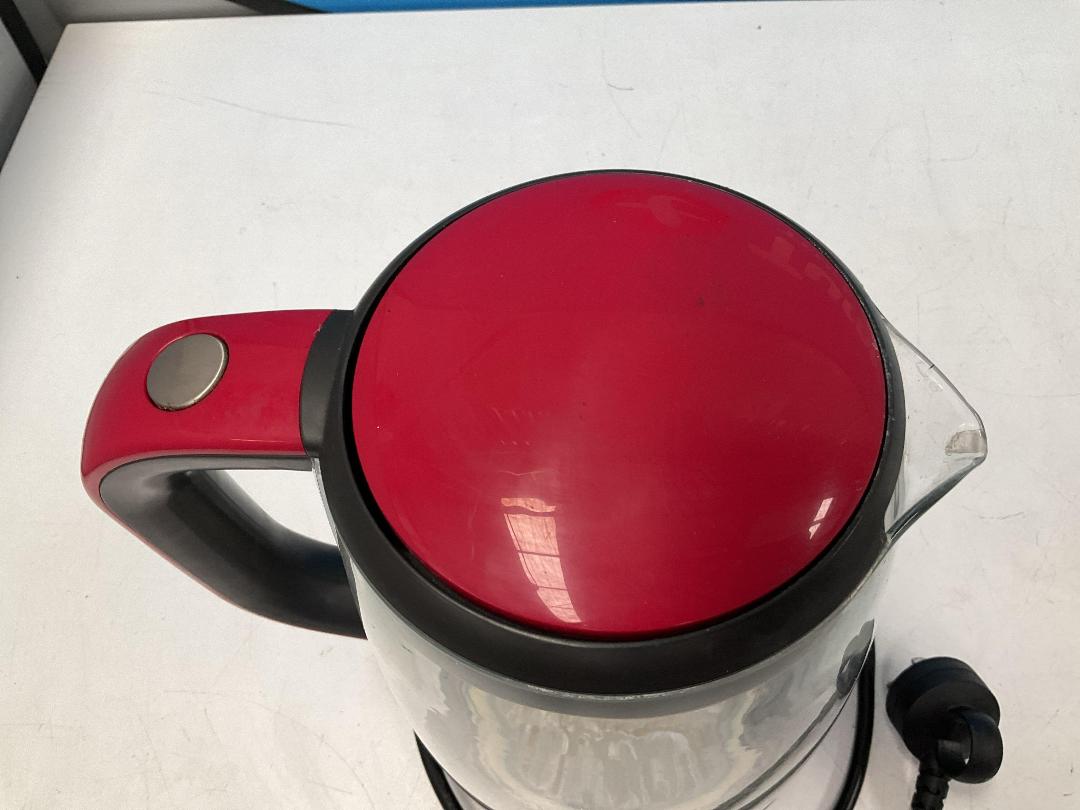 Photo '25' of SCA Plastic Oil Drip Tray, Breville Kettle, Garden Hoe and Sign