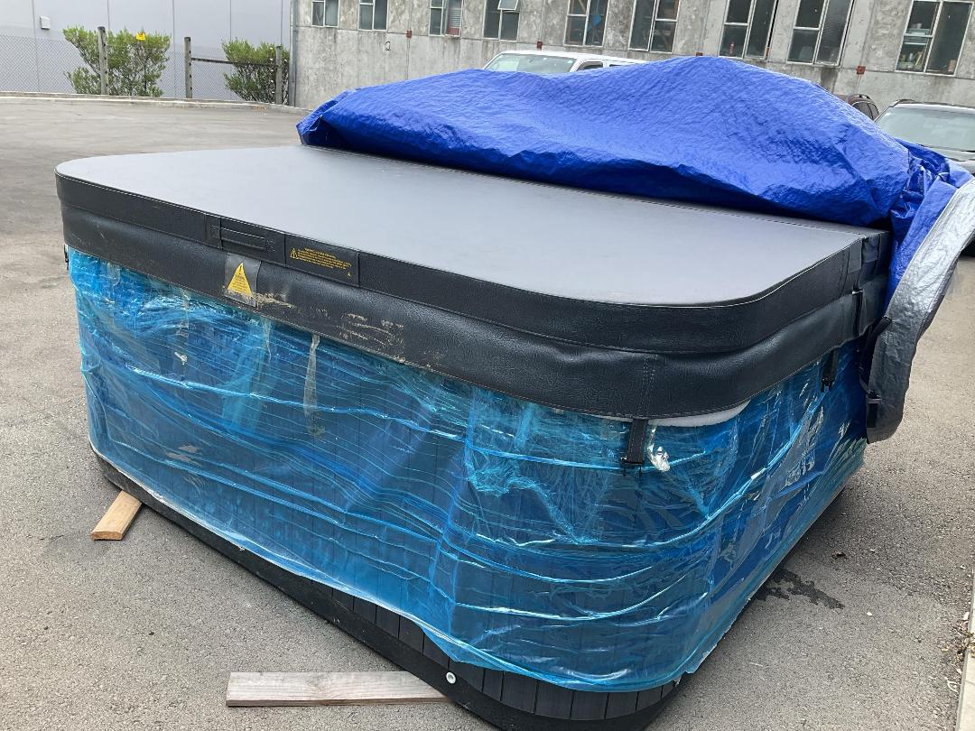 Photo '5' of Spa Pool 2023 Nitro 2 V2 PF Gret Photo '5' of Spa Pool 2023 Nitro 2 V2 PF Gret