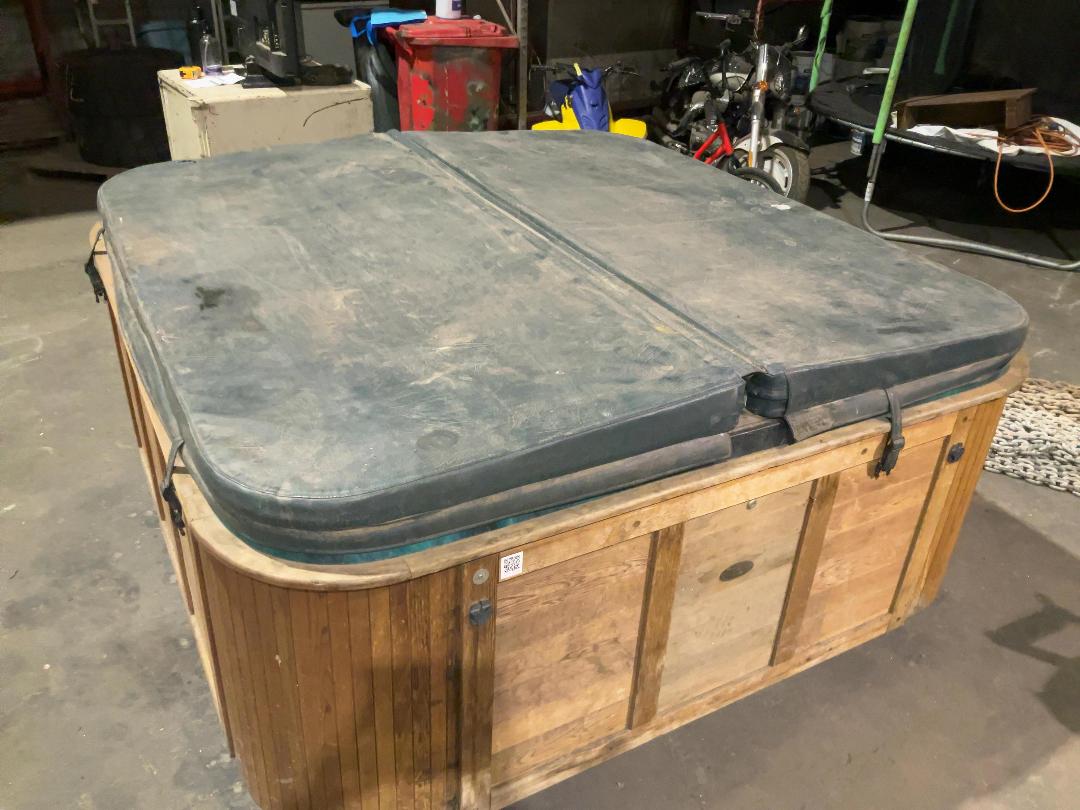 Photo '2' of Capri Spa pool