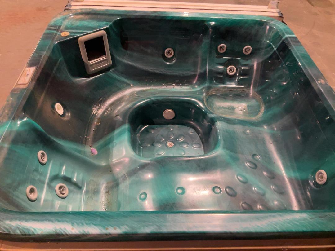 Photo '3' of Capri Spa pool