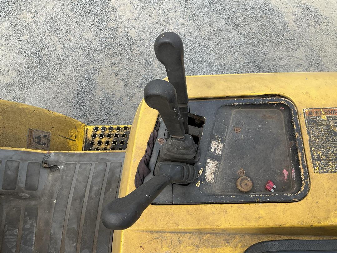 Photo '18' of Hyster H2.50DX Forklift