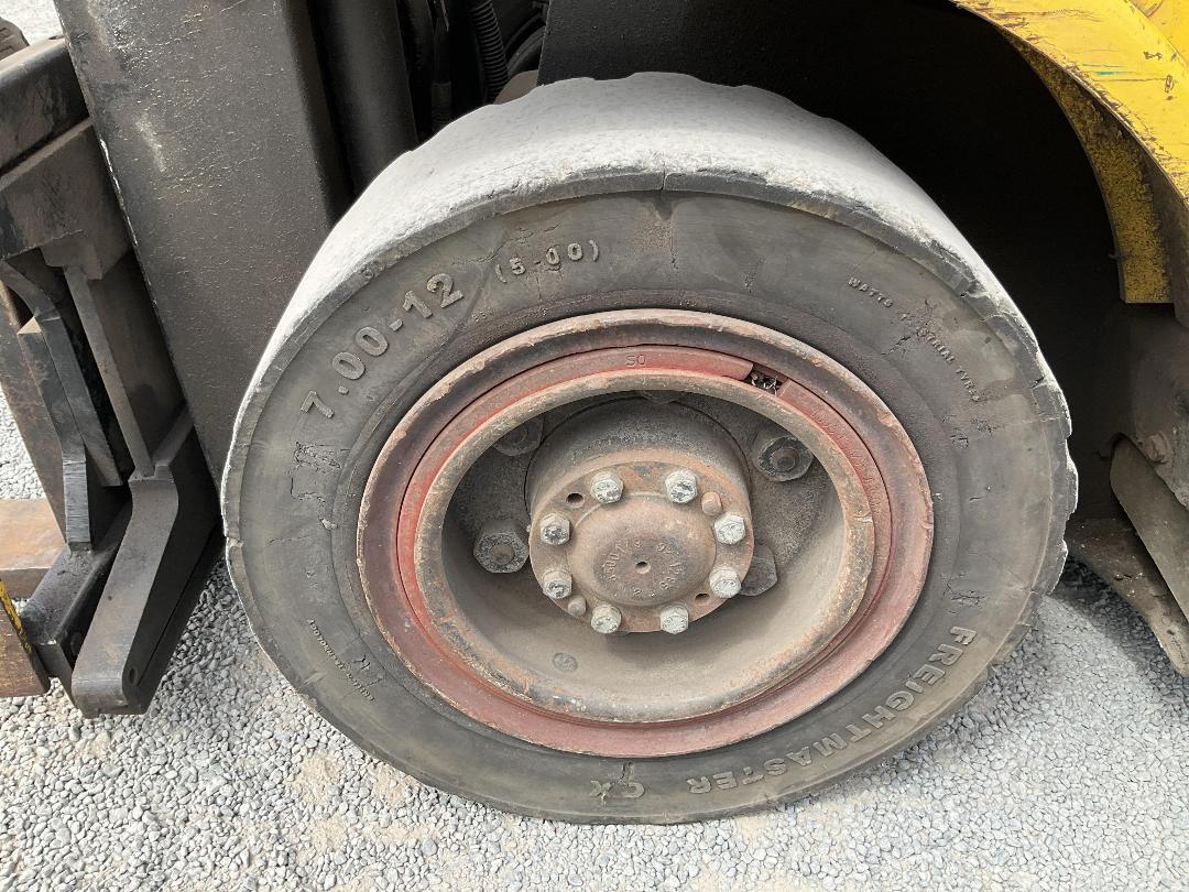 Photo '31' of Hyster H2.50DX Forklift