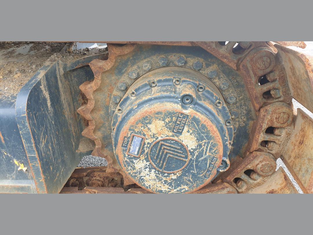 Photo '21' of Hyundai R480LC-9 EXCAVATOR Excavator Photo '21' of Hyundai R480LC-9 EXCAVATOR Excavator