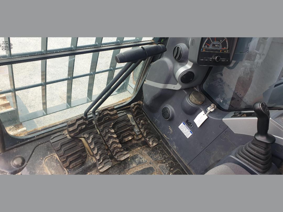 Photo '10' of Hyundai R480LC-9 EXCAVATOR Excavator Photo '10' of Hyundai R480LC-9 EXCAVATOR Excavator