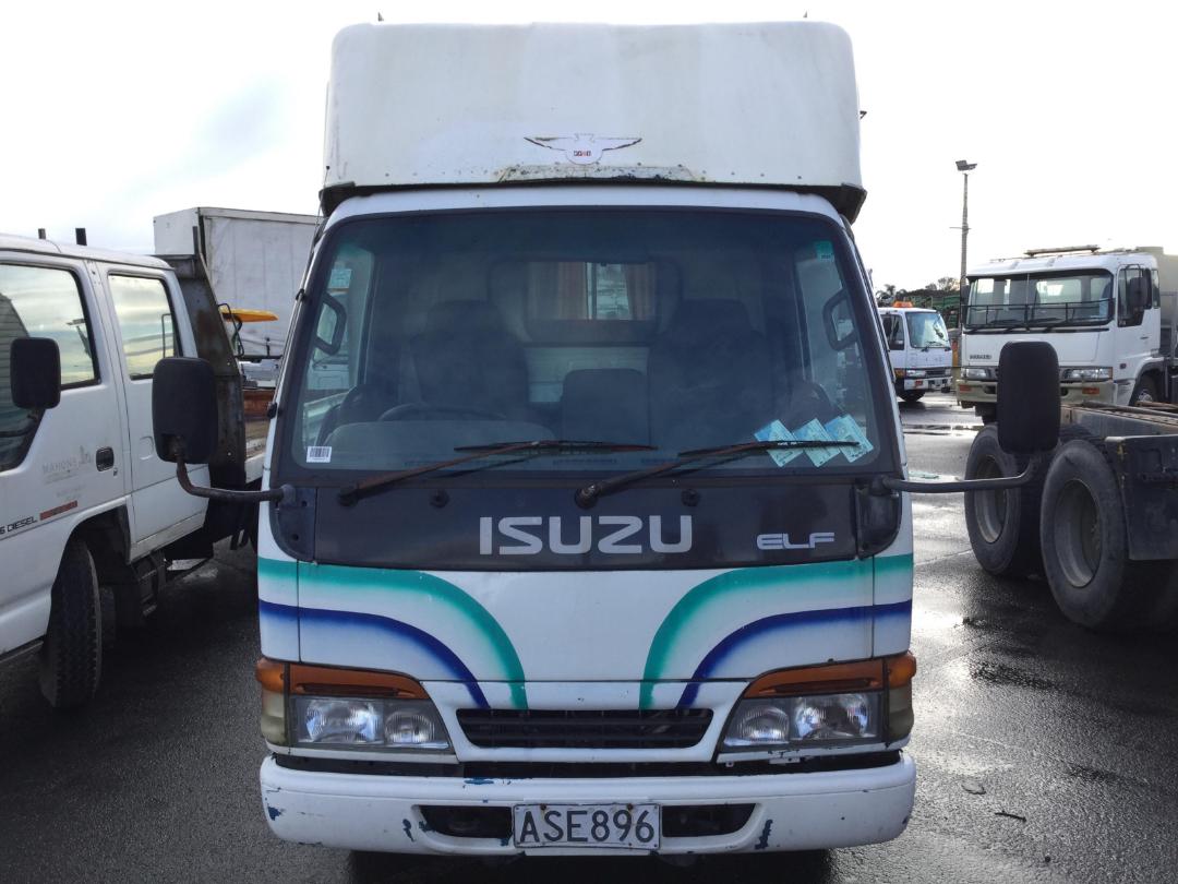 Photo '8' of Isuzu Elf CAMPER Motorhome Photo '8' of Isuzu Elf CAMPER Motorhome