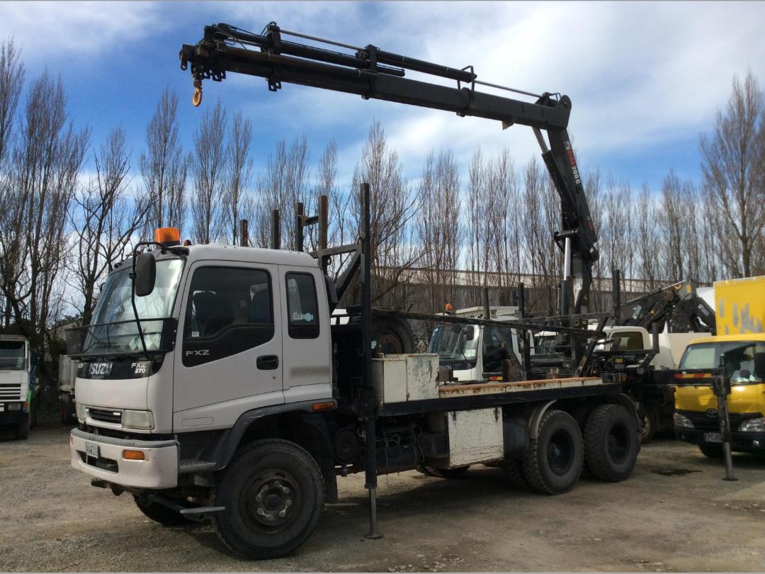 Photo '7' of Isuzu F SERIES FXZ270L Flatdeck / Crane Photo '7' of Isuzu F SERIES FXZ270L Flatdeck / Crane
