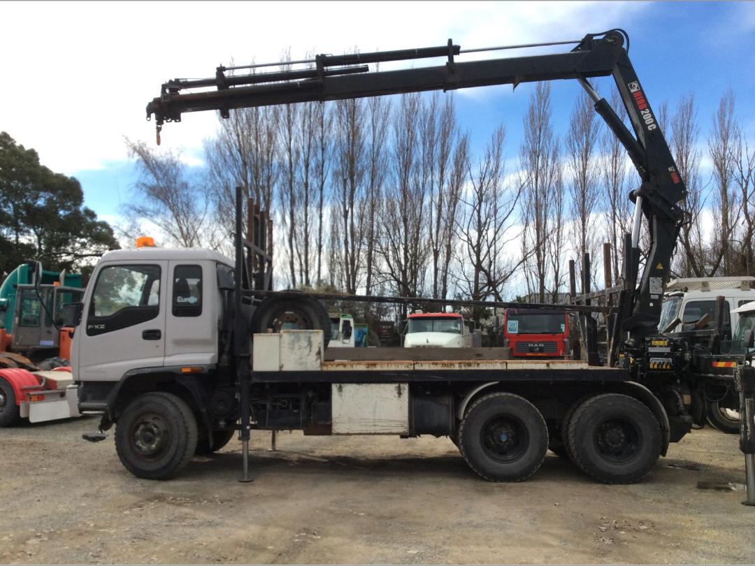 Photo '6' of Isuzu F SERIES FXZ270L Flatdeck / Crane Photo '6' of Isuzu F SERIES FXZ270L Flatdeck / Crane
