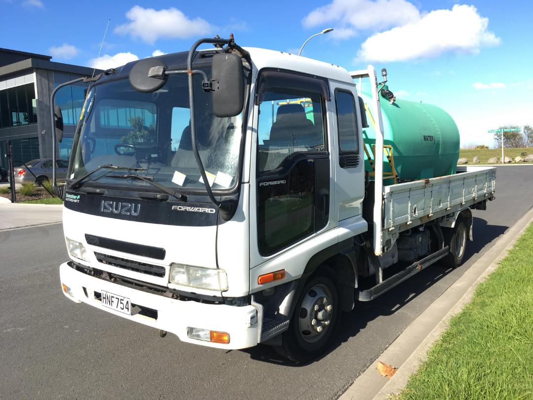 Photo '4' of Isuzu FORWARD FRR90G3 Flatdeck Photo '4' of Isuzu FORWARD FRR90G3 Flatdeck