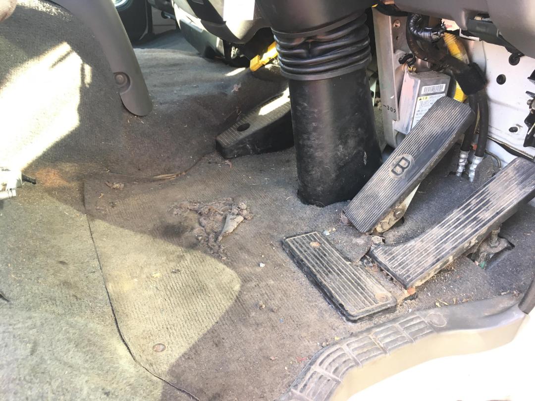 Photo '18' of Isuzu FORWARD FRR90G3 Flatdeck Photo '18' of Isuzu FORWARD FRR90G3 Flatdeck