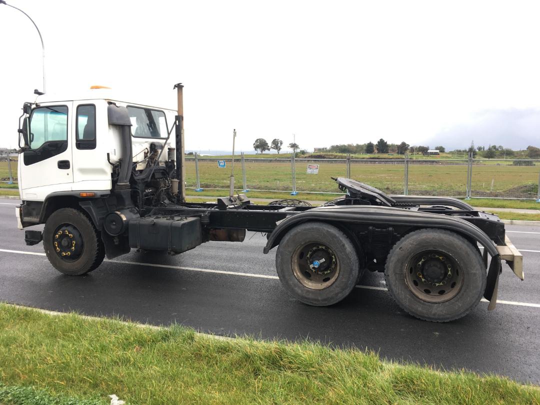 Photo '25' of Isuzu FVZ 1400A Tractor-Unit Photo '25' of Isuzu FVZ 1400A Tractor-Unit
