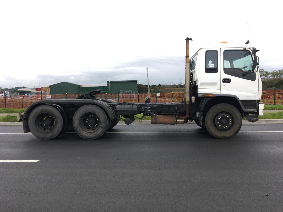 Photo '26' of Isuzu FVZ 1400A Tractor-Unit Photo '26' of Isuzu FVZ 1400A Tractor-Unit