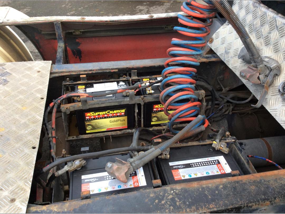 Photo '13' of Iveco POWERSTAR Tractor-Unit Photo '13' of Iveco POWERSTAR Tractor-Unit