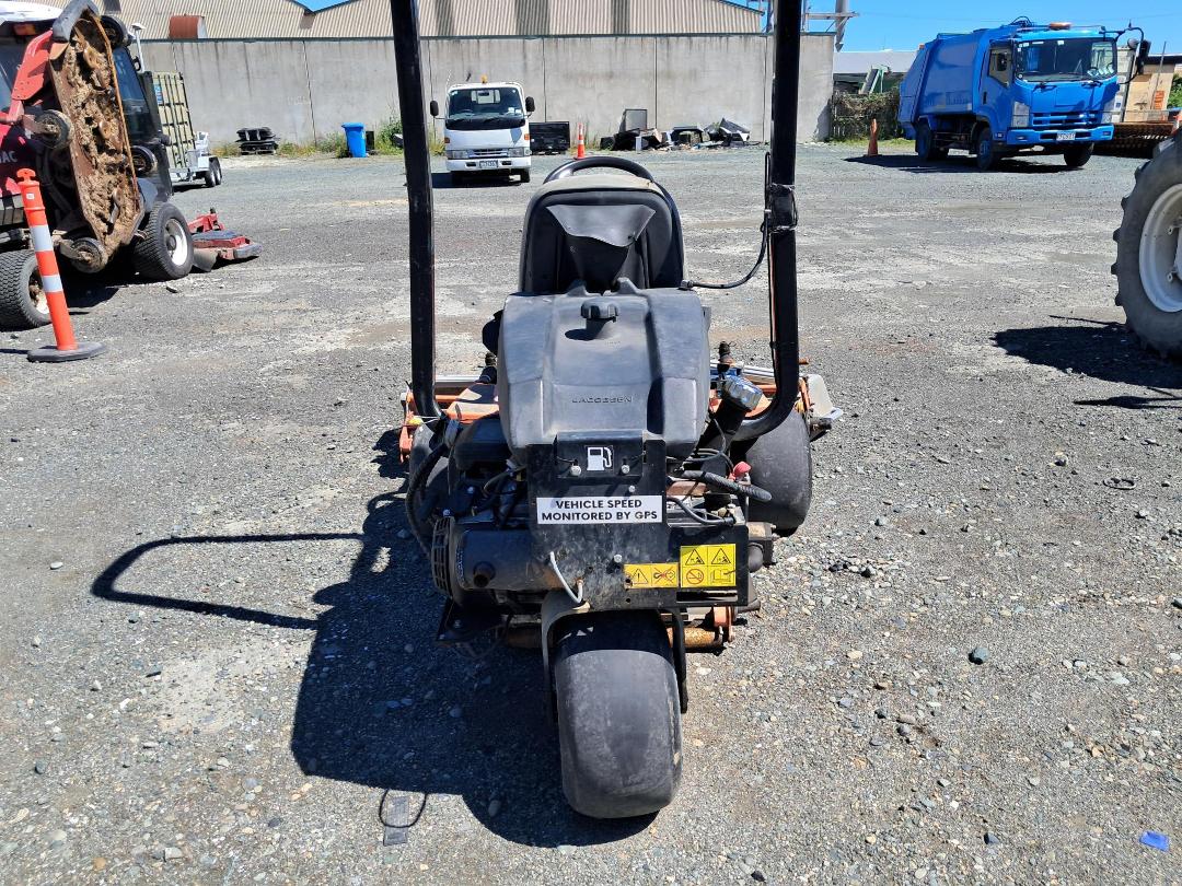 Photo '3' of Jacobsen Greens King IV Mower