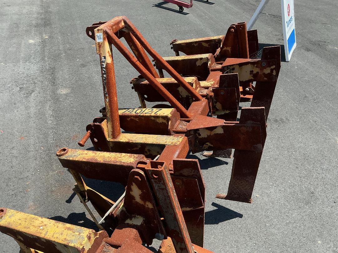 Photo '15' of James Engineering Rippers/discs Other Machine Photo '15' of James Engineering Rippers/discs Other Machine