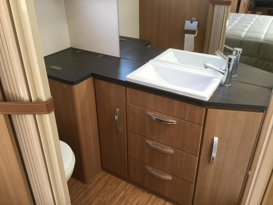 Photo '14' of JAYCO STARCRAFT 21.66-3 Caravan Photo '14' of JAYCO STARCRAFT 21.66-3 Caravan