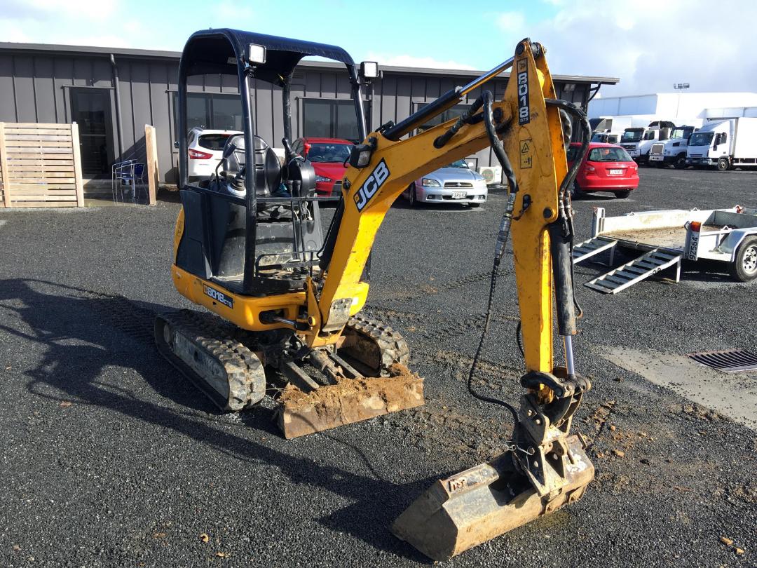 Photo '4' of JCB 8018 Excavator Photo '4' of JCB 8018 Excavator