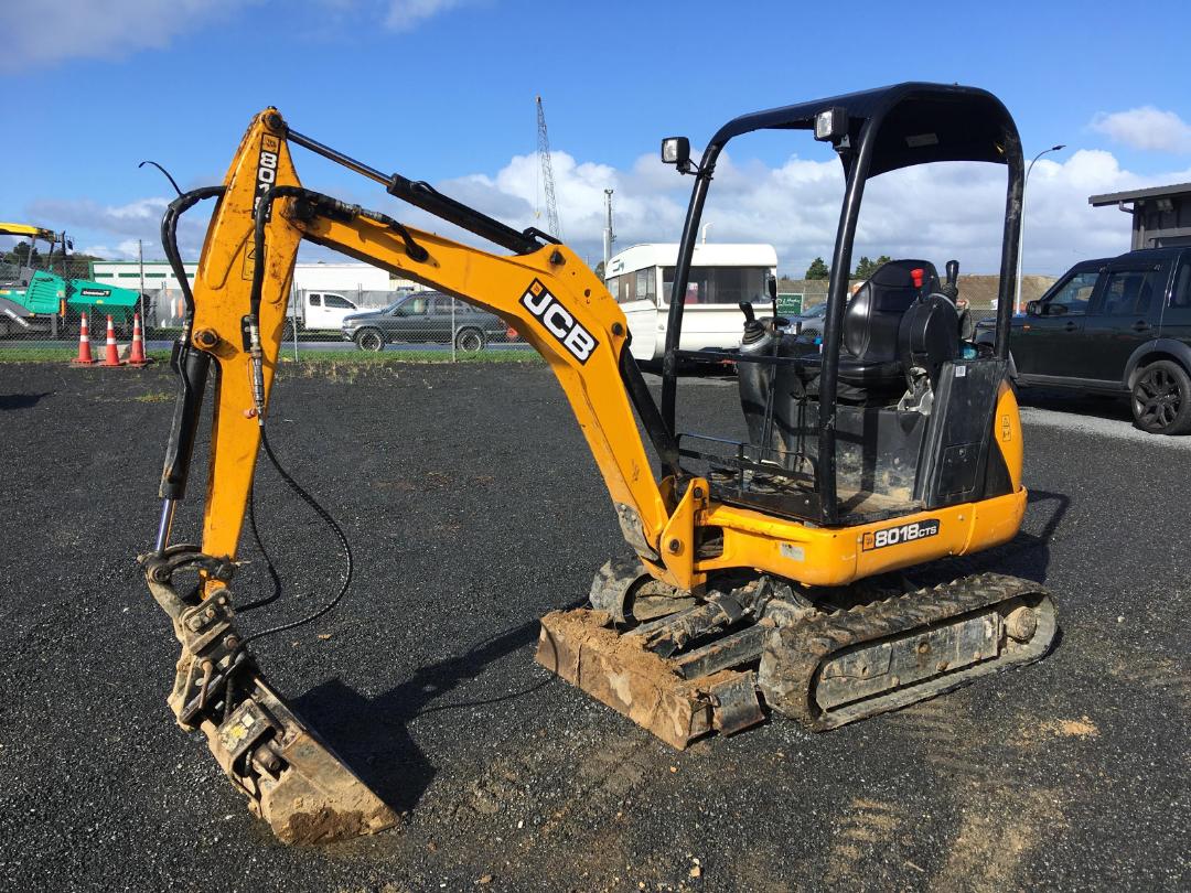 Photo '2' of JCB 8018 Excavator Photo '2' of JCB 8018 Excavator