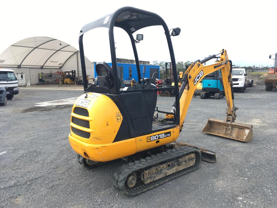 Photo '5' of JCB 8018 Excavator Photo '5' of JCB 8018 Excavator