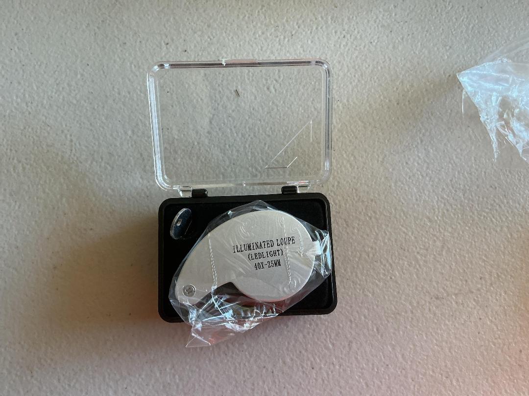 Photo '2' of 3 Boxes of Magnifying Lens