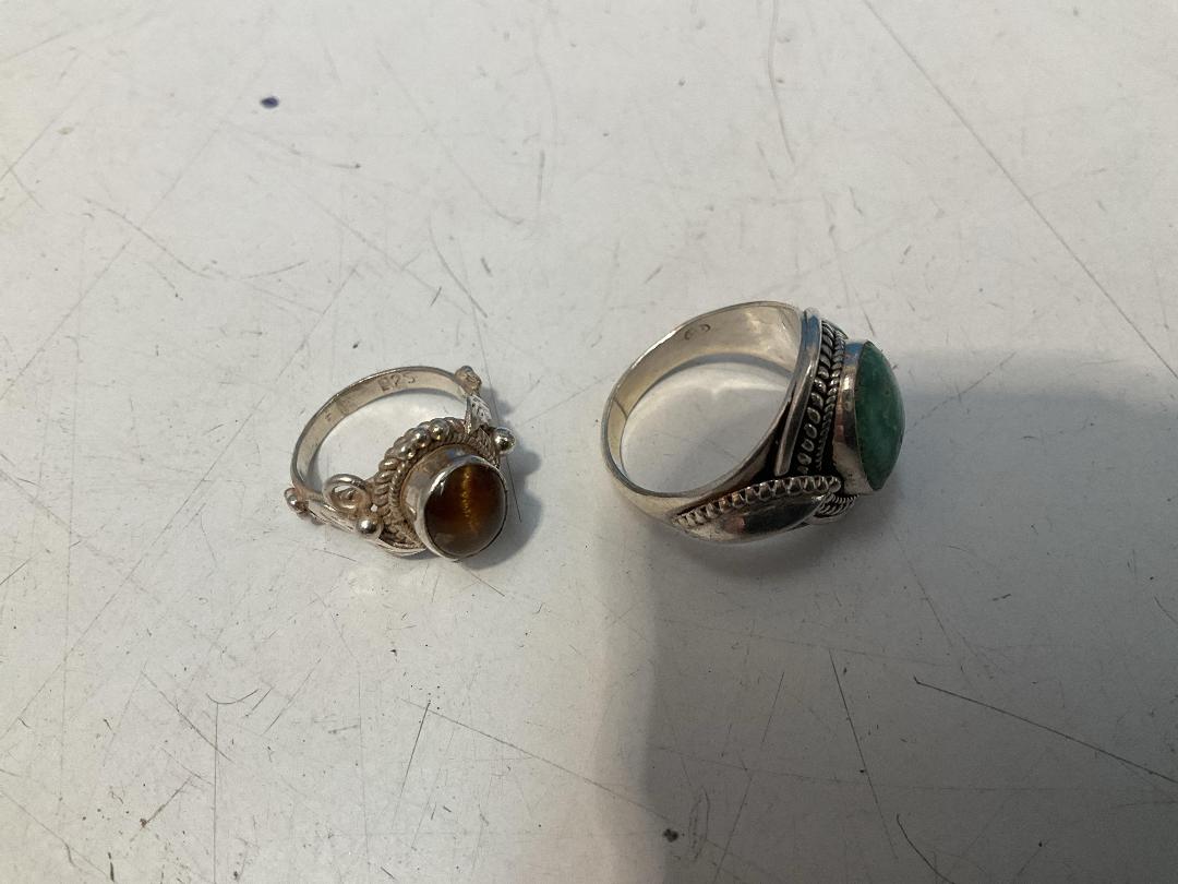 Photo '26' of Earrings, Rings, Brooches and Pendants