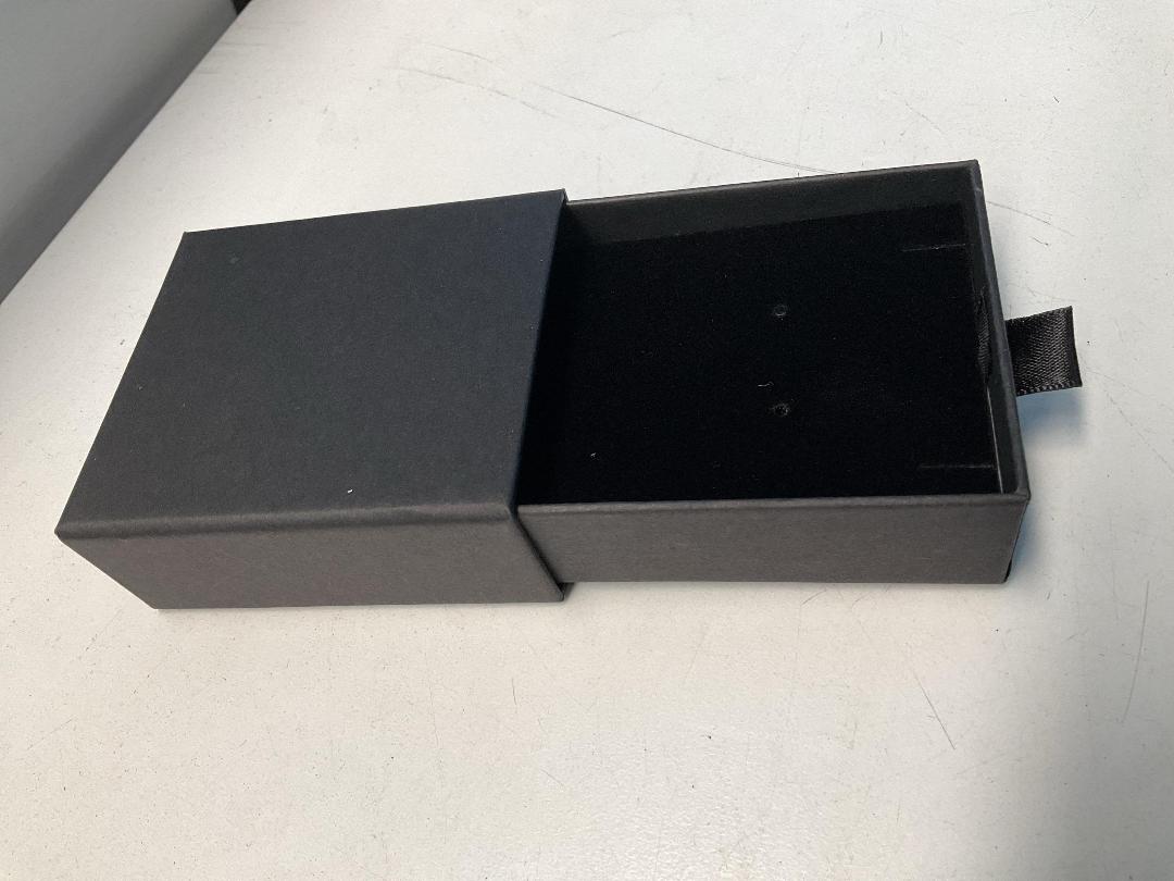 Photo '5' of 53x Slide Open Black Coloured Earring/Jellewery Boxes and 1x Gift Box Photo '5' of 53x Slide Open Black Coloured Earring/Jellewery Boxes and 1x Gift Box