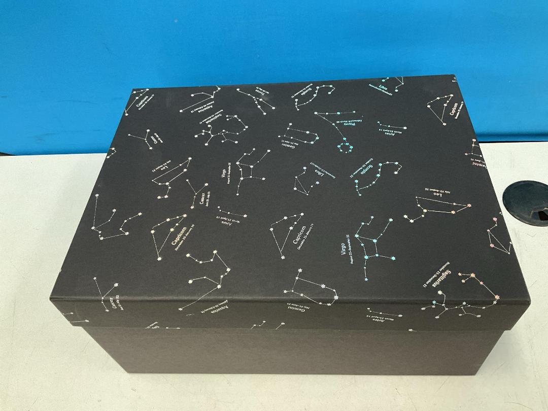 Photo '10' of 53x Slide Open Black Coloured Earring/Jellewery Boxes and 1x Gift Box Photo '10' of 53x Slide Open Black Coloured Earring/Jellewery Boxes and 1x Gift Box