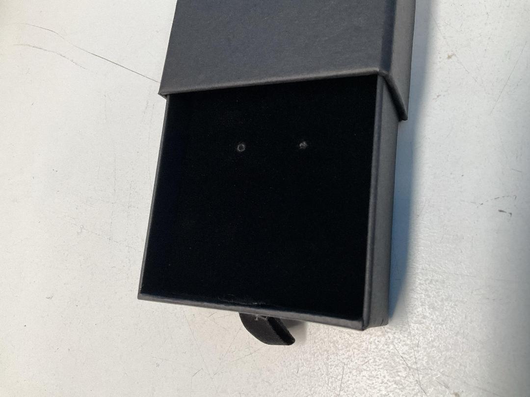 Photo '5' of 52x Approx Slide Open Black Coloured Earring/Jellewery Boxes and 1x Gift Box Photo '5' of 52x Approx Slide Open Black Coloured Earring/Jellewery Boxes and 1x Gift Box
