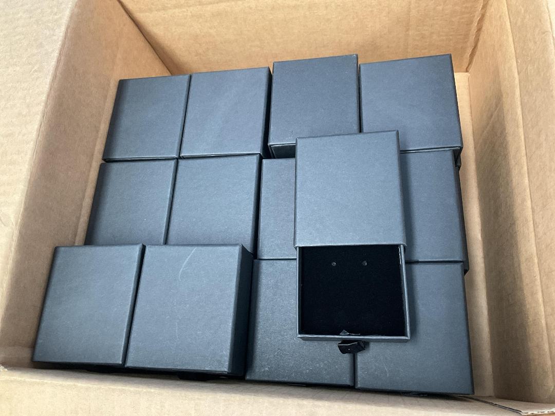 Photo '2' of 51x Approx Slide Open Black Coloured Earring/Jellewery Boxes Photo '2' of 51x Approx Slide Open Black Coloured Earring/Jellewery Boxes