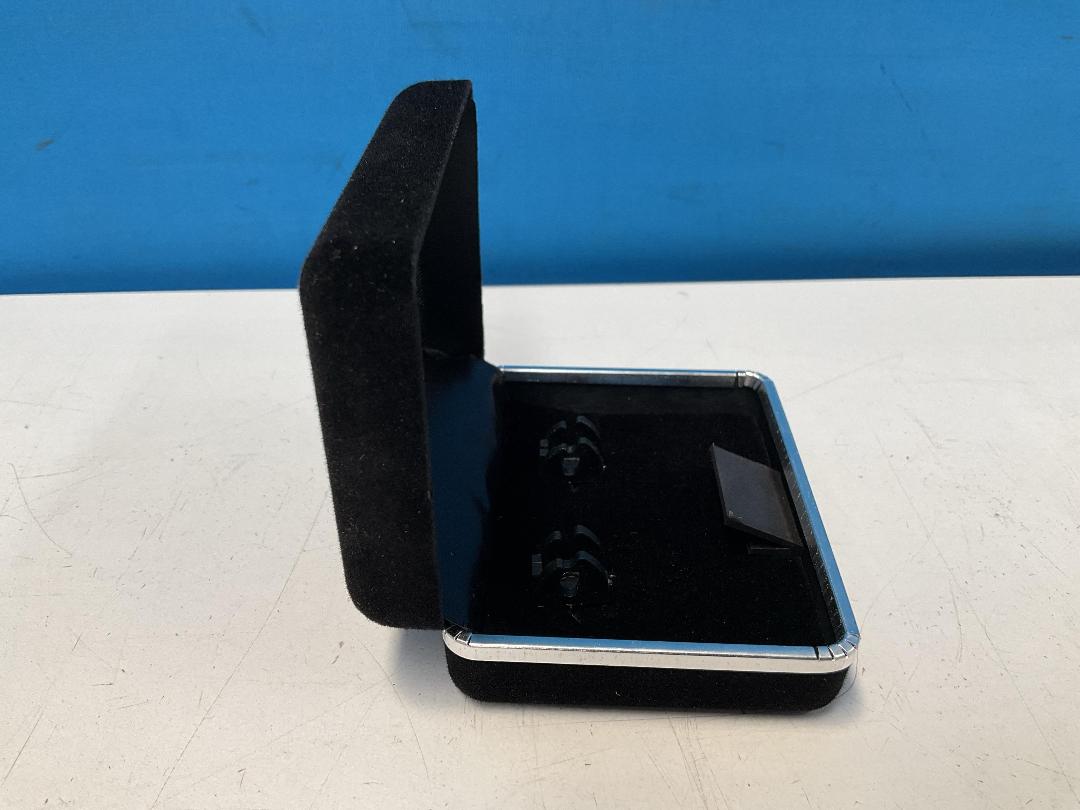 Photo '7' of 12x Black Metal & Fabric Jewellery Boxes *NEW* Photo '7' of 12x Black Metal & Fabric Jewellery Boxes *NEW*