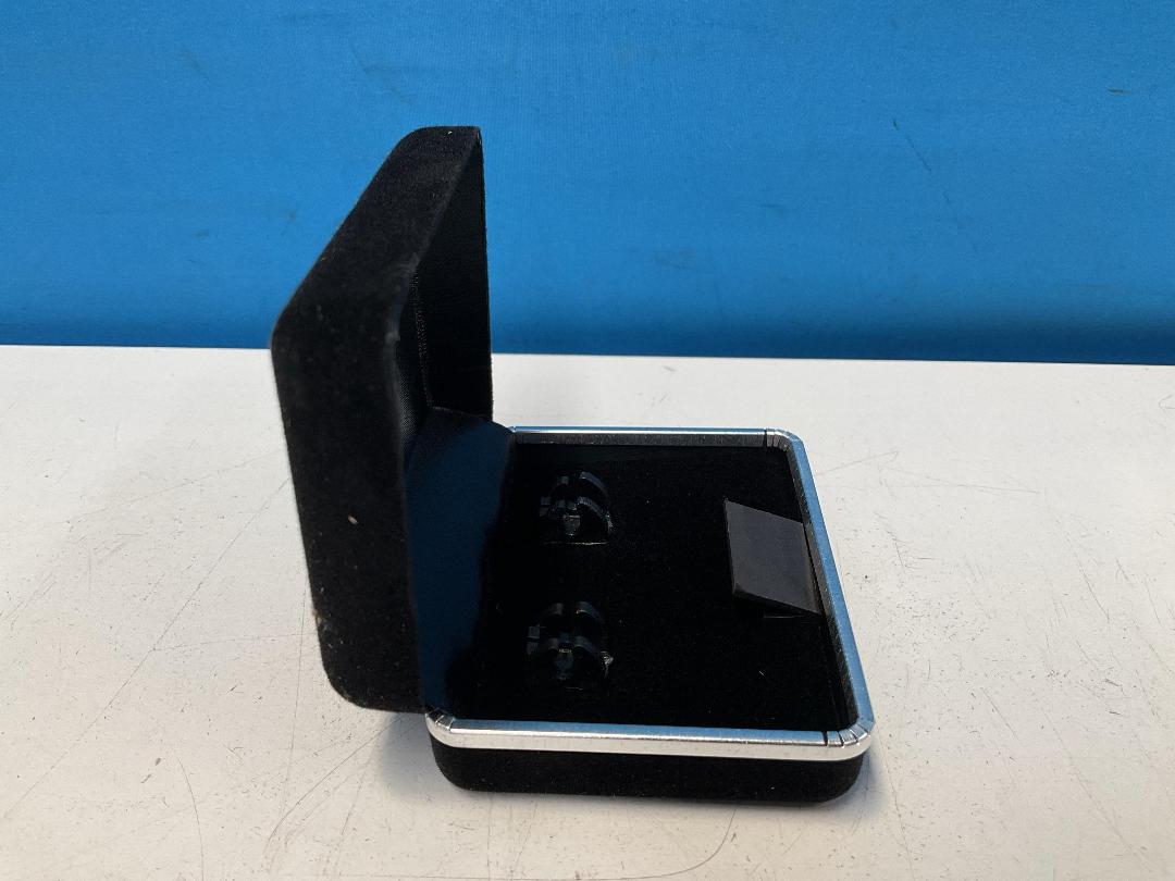 Photo '7' of 12x Black Metal & Fabric Jewellery Boxes *NEW* Photo '7' of 12x Black Metal & Fabric Jewellery Boxes *NEW*