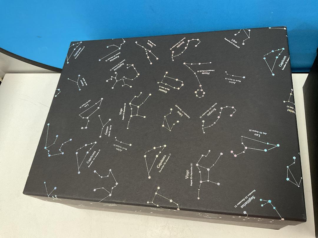 Photo '11' of Bulk Lot of Slide Open Black Coloured Earring/Jellewery Boxes and 2x Gift Boxes