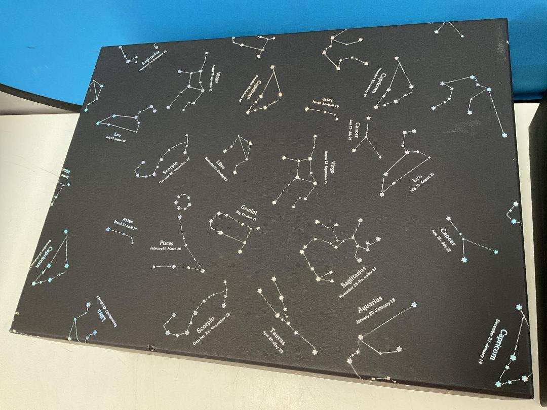 Photo '10' of Bulk Lot of Slide Open Black Coloured Earring/Jellewery Boxes and 2x Gift Boxes