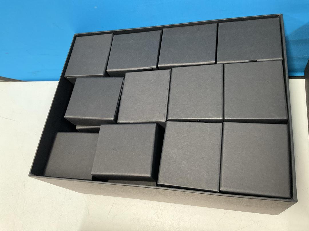 Photo '9' of Bulk Lot of Slide Open Black Coloured Earring/Jellewery Boxes and 2x Gift Boxes