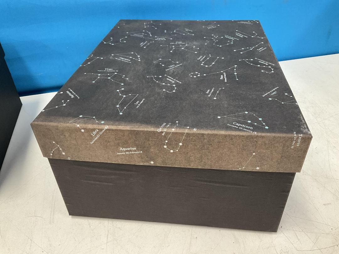 Photo '14' of 52x Approx Slide Open Black Coloured Earring/Jellewery Boxes and 2x Gift Boxes