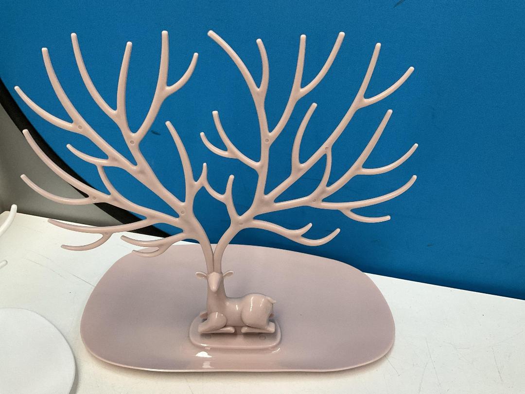 Photo '4' of 5x Deer Jewellery Holders *NEW*