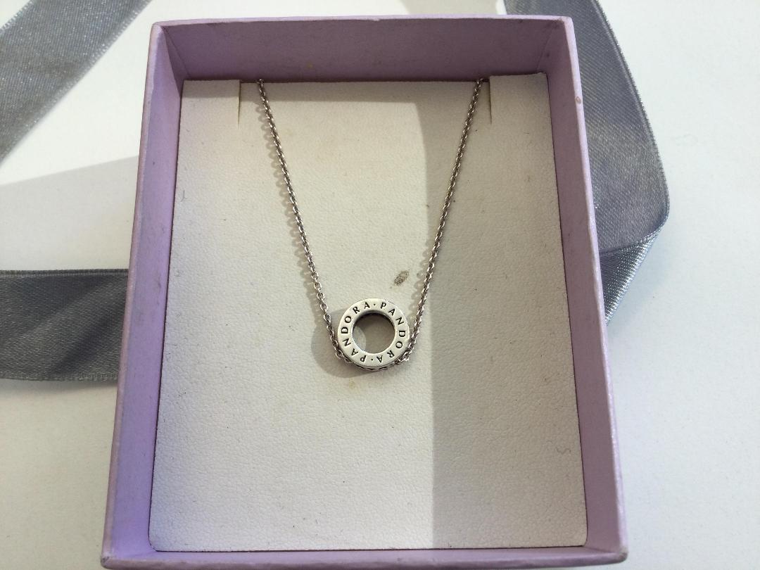 Photo '3' of Silver pandora necklace