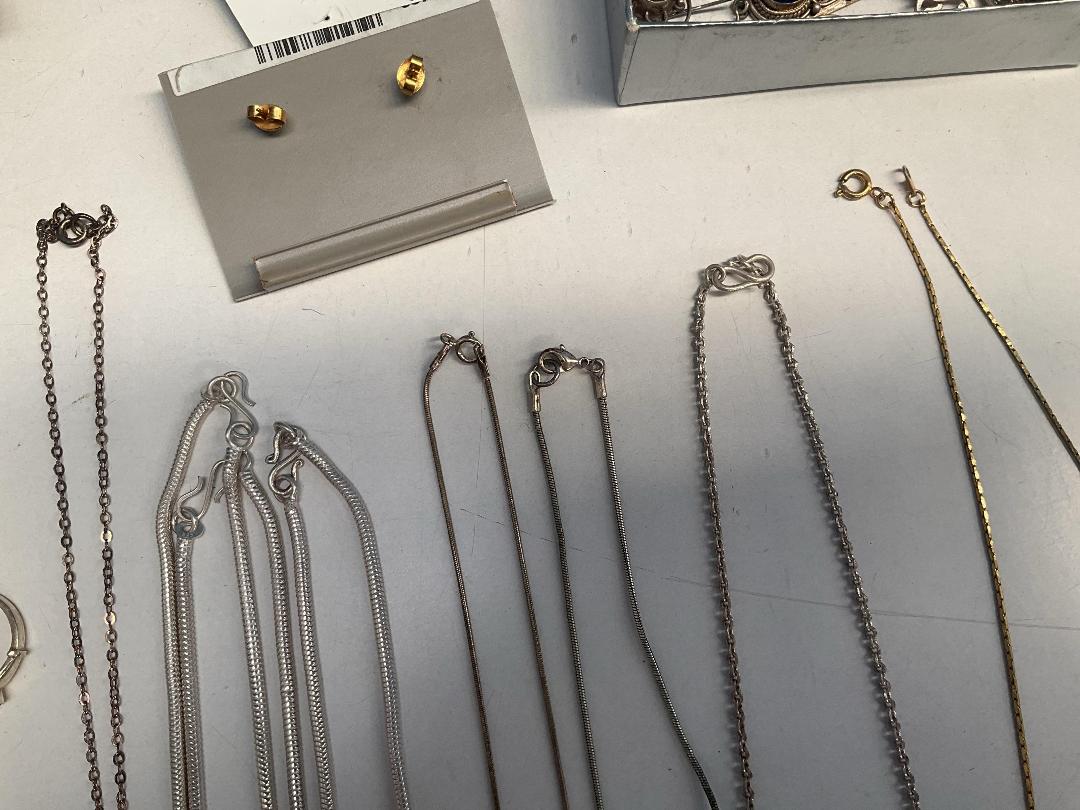 Photo '12' of Silver & Other Rings , Necklaces , Earrings & Brooches