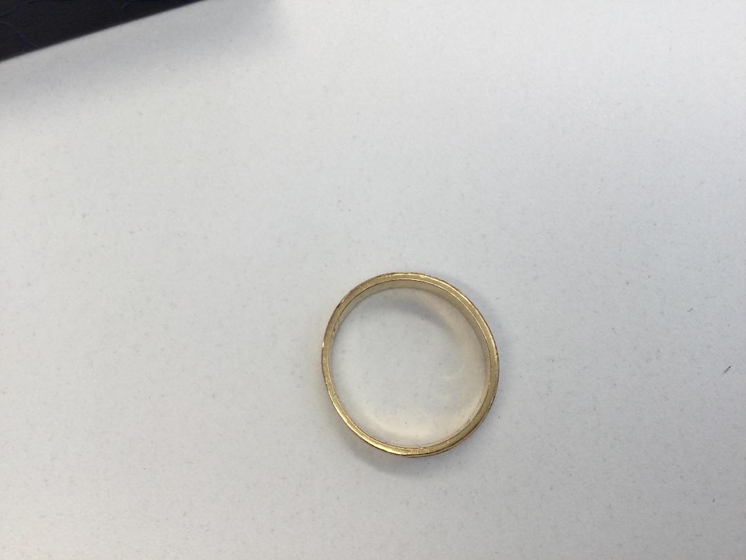 Photo '4' of Gold coloured Band