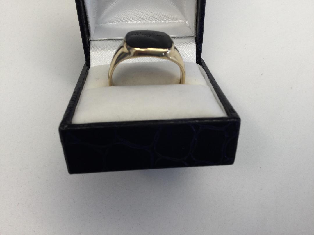 Photo '2' of Gold coloured Band with Black Coloured Stone