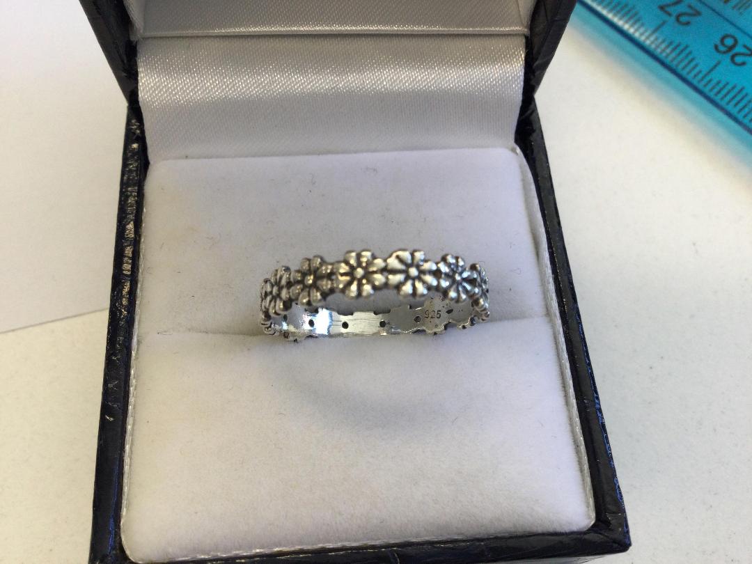 Photo '6' of Silver Patterned Ring