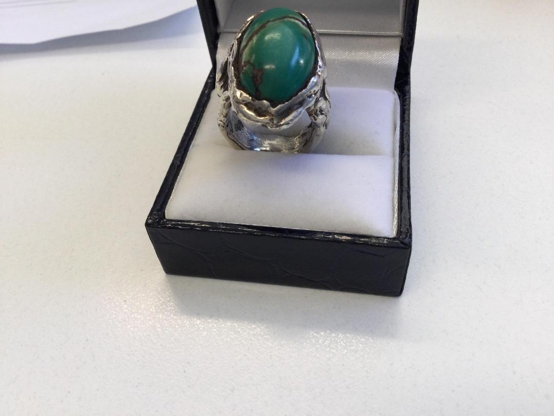 Photo '4' of Silver Coloured Ring with Green coloured stone