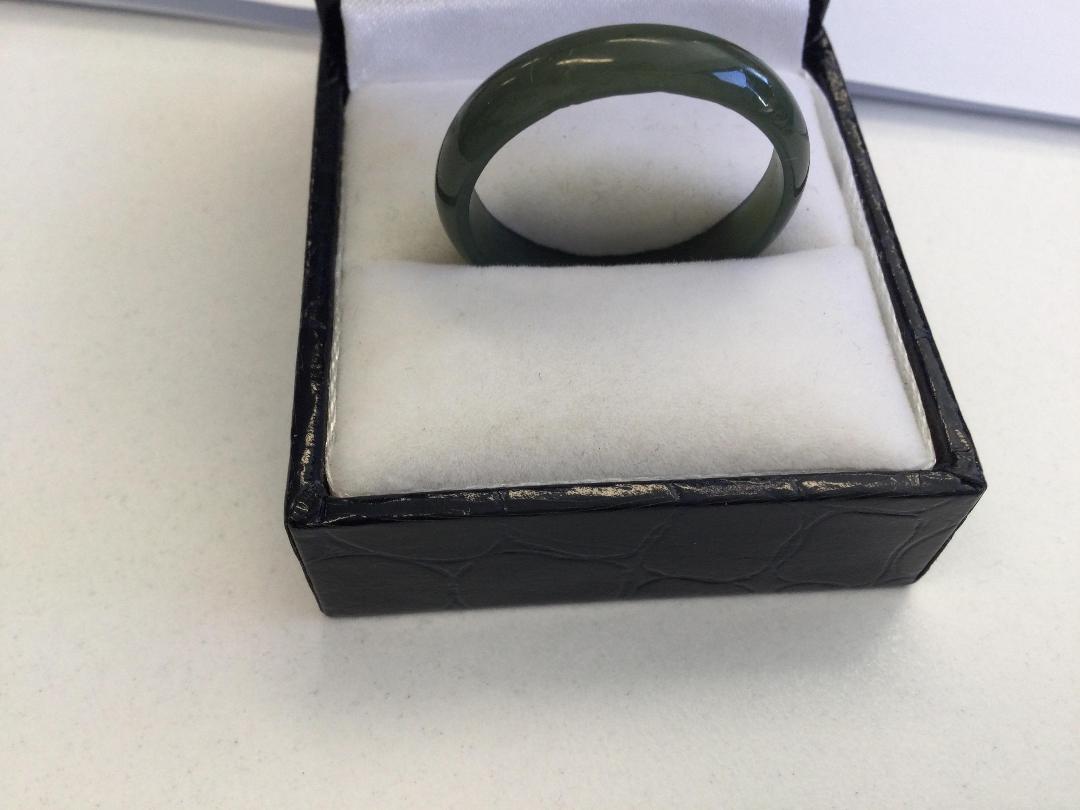 Photo '5' of Greenstone coloured ring
