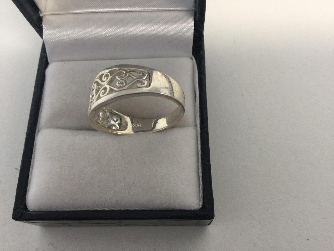 Photo '2' of Ladies Silver Ring