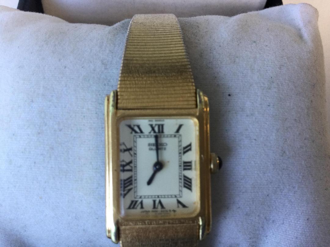 Photo '2' of Ladies Seiko Gold Watch