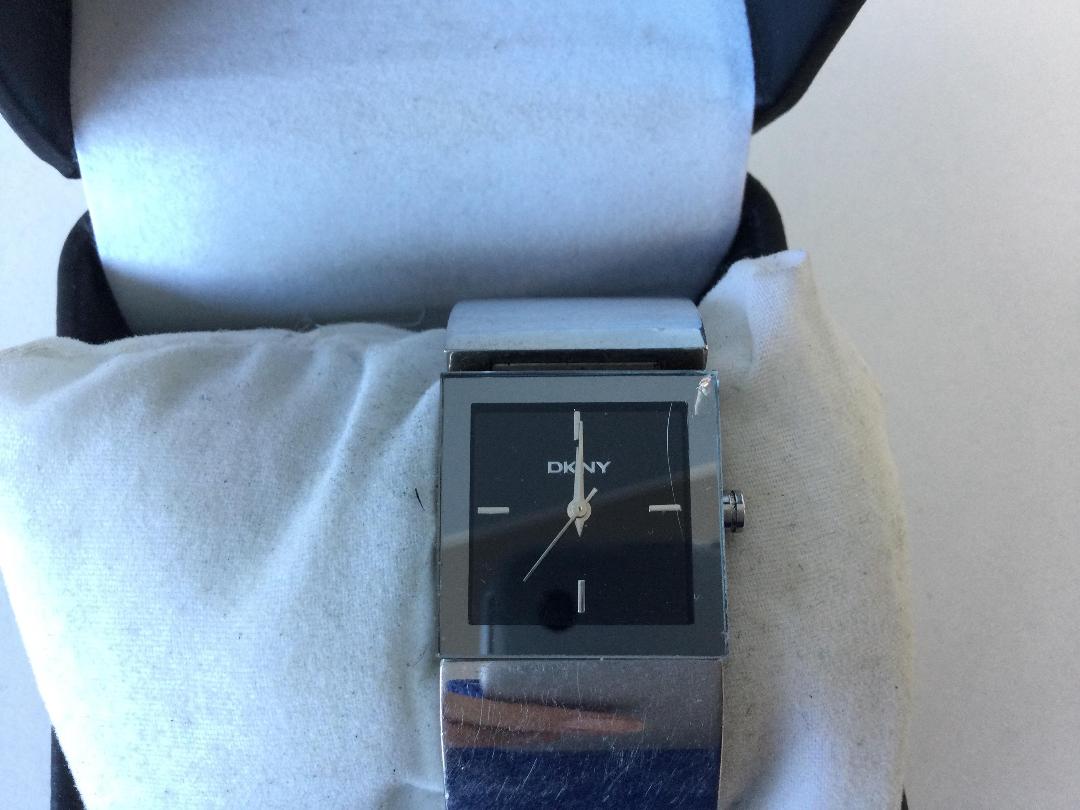 Photo '2' of Ladies Silver DKNY Watch